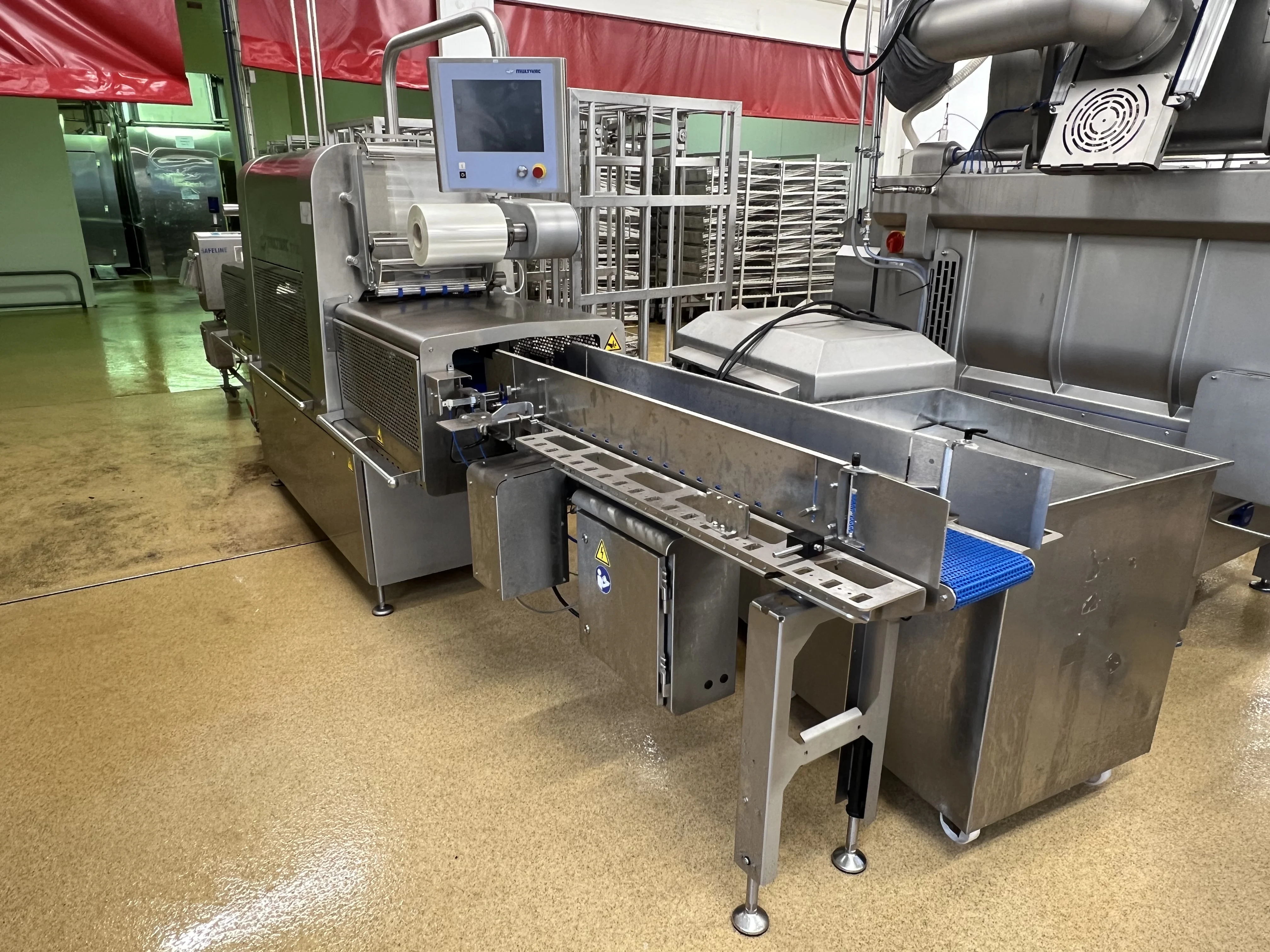 Operculeuse MULTIVAC T-700 Faible nombre d'heures