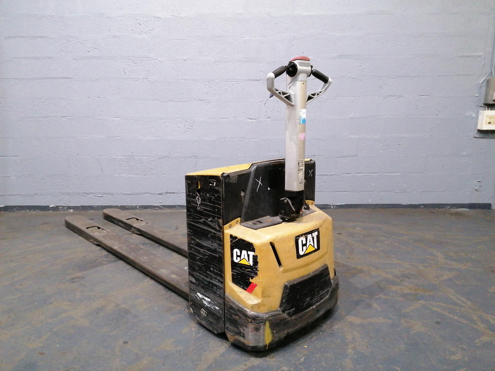 Machine de manutention Caterpillar NPP20N2
