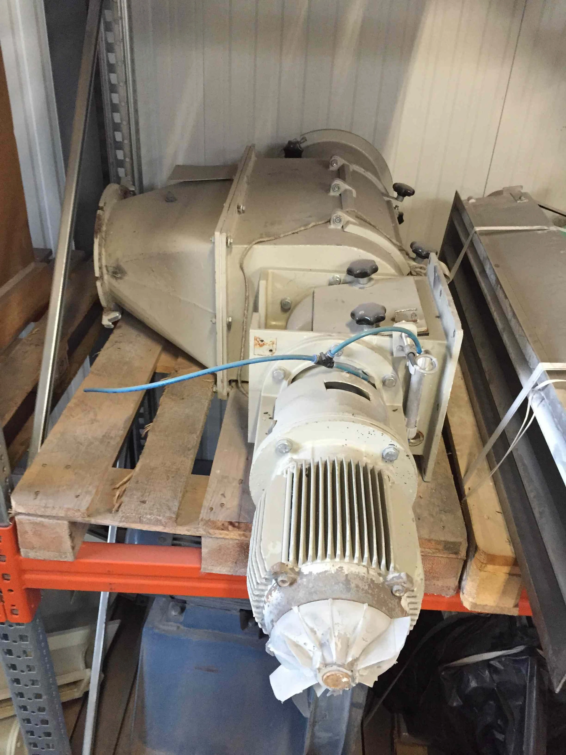 Tamiseur AZO E 650