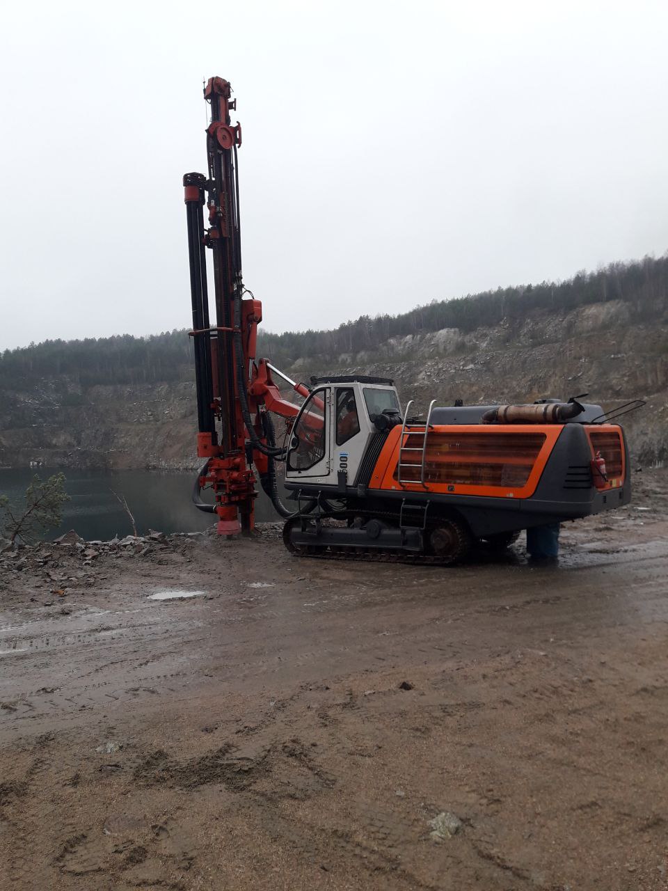 Matériel de forage Sandvik DI500 Faible nombre d'heures