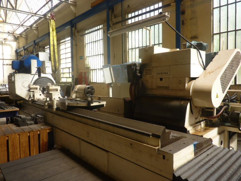 Rectifieuse sans centres Farrel Giustina