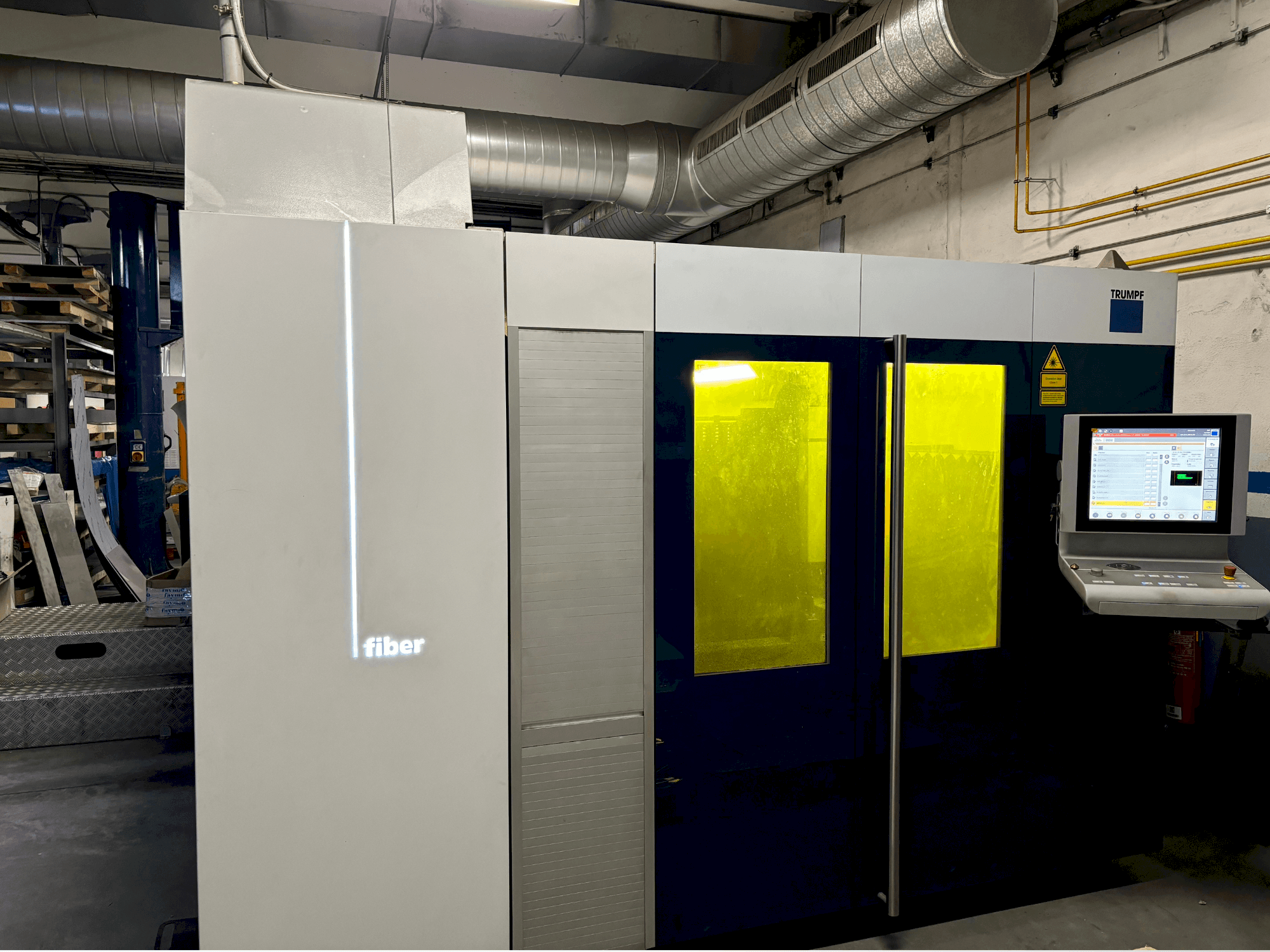 Machine de découpe laser TRUMPF TRULASER 3030 Fiber 3kW Bonne affaire
