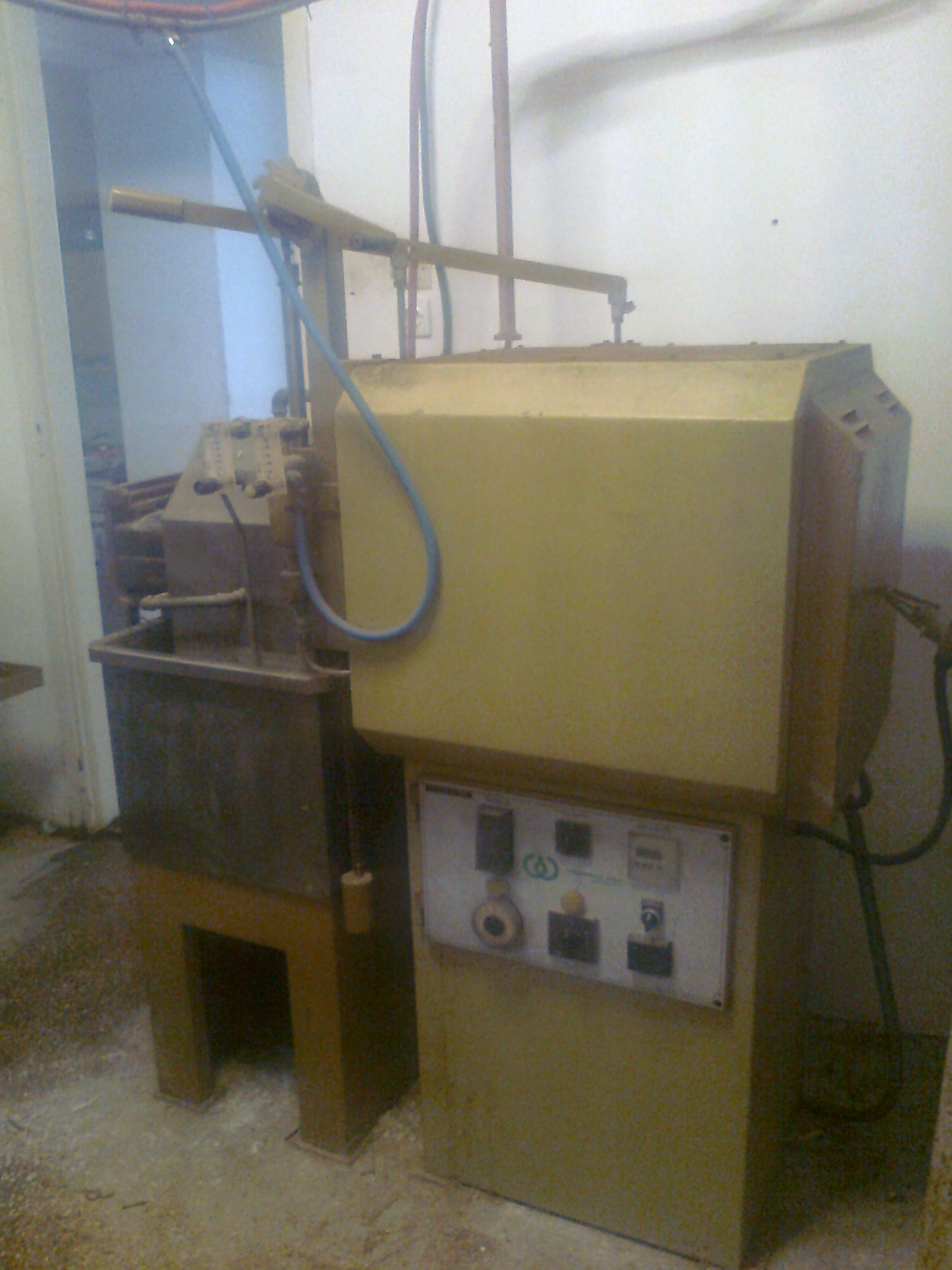 Four de ramollissement de fil Italimpianti Orafi SpA MT-161 Faible nombre d'heures