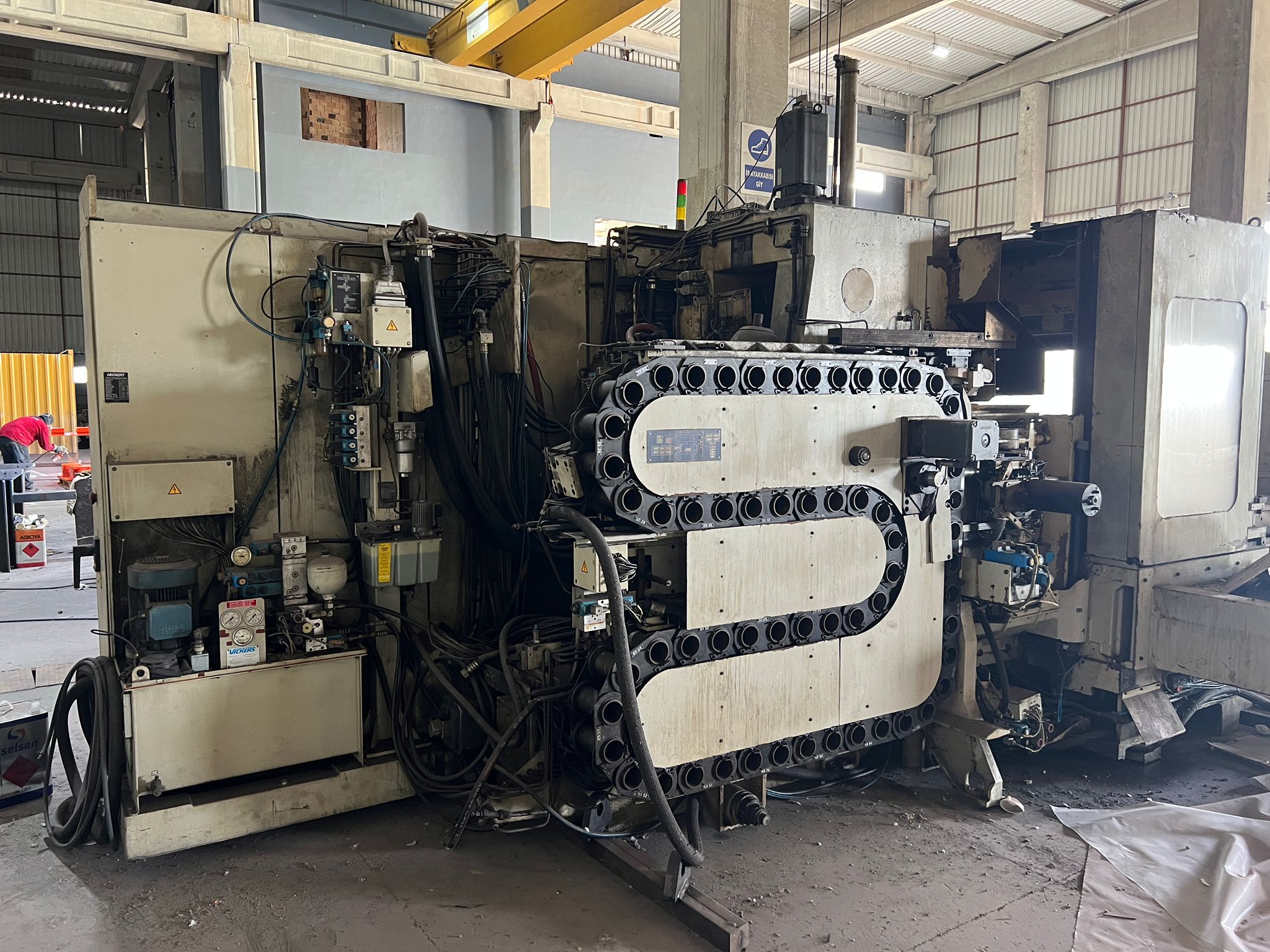 Fraiseuse cnc à banc fixe HECKERT CWK 630