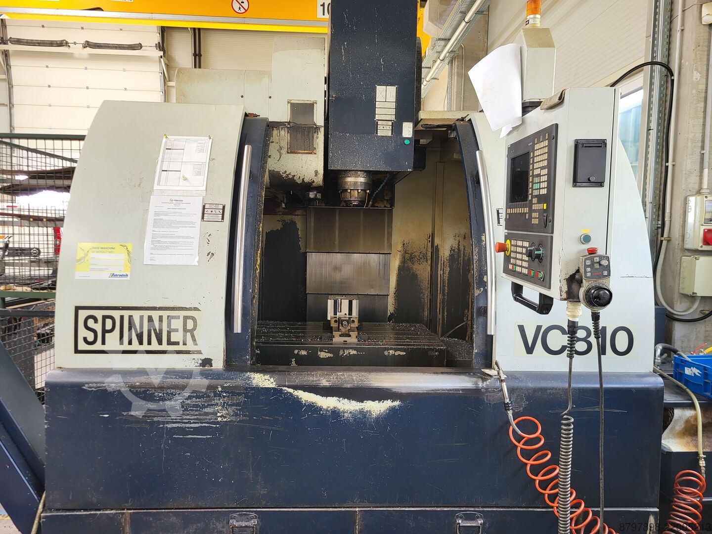 Vertical machining center Spinner VC810