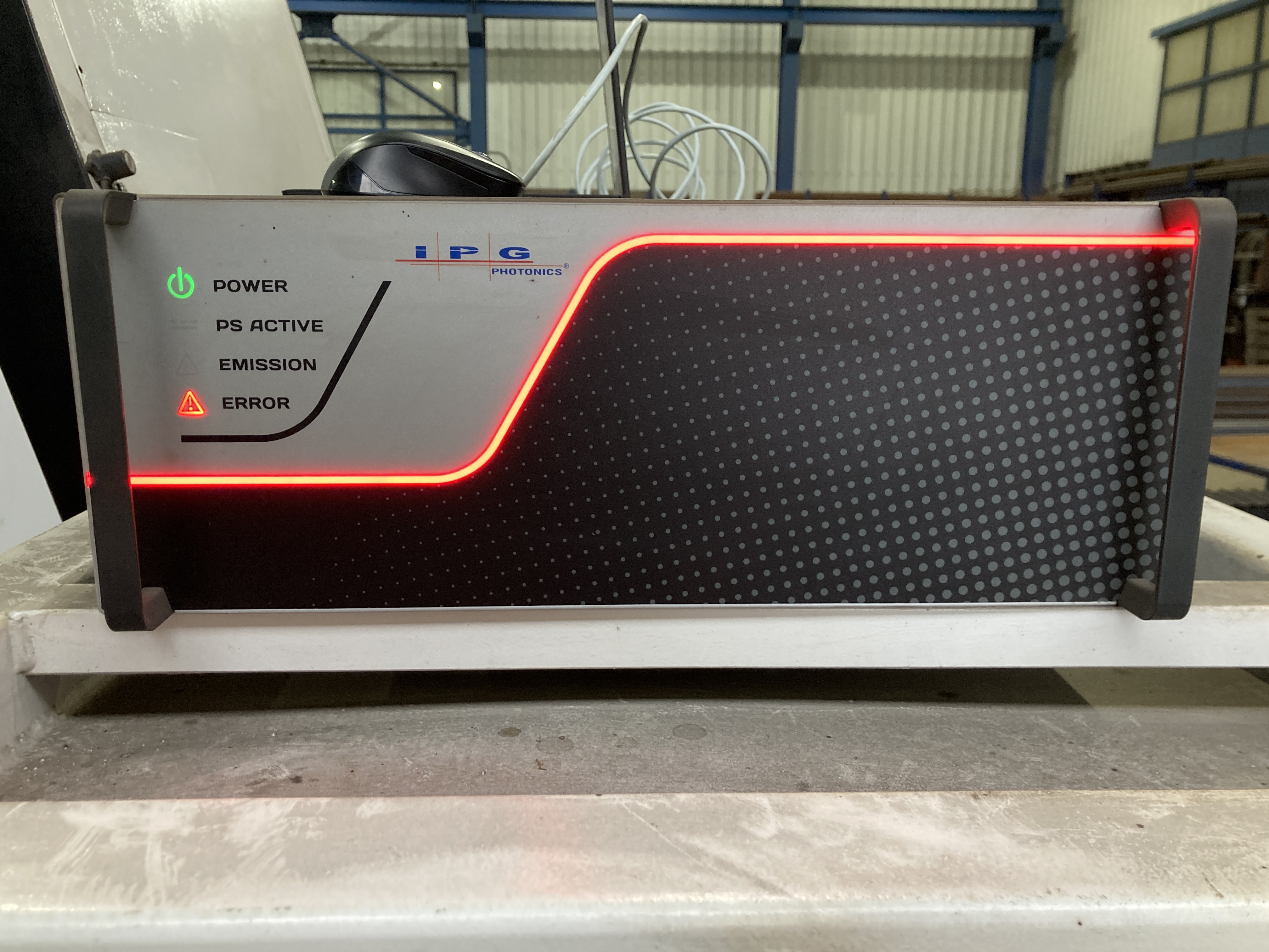 Source laser à fibre IPG Photonics YLR-3000