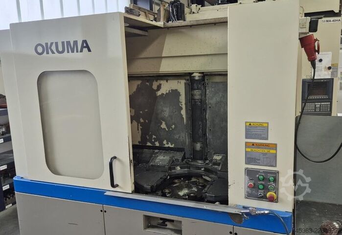 Vertical machining center HERMLE C 800 U