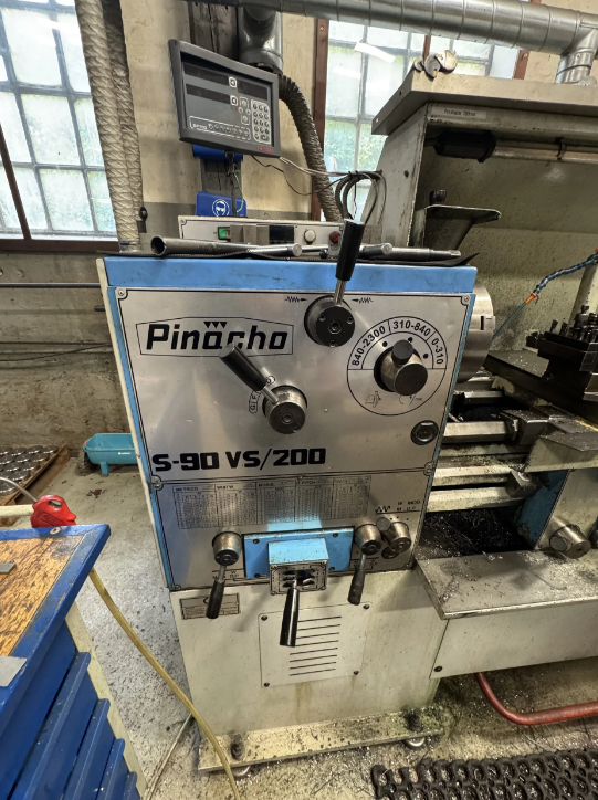 Tour parallèle PINACHO S90 VS-200 d'occasion