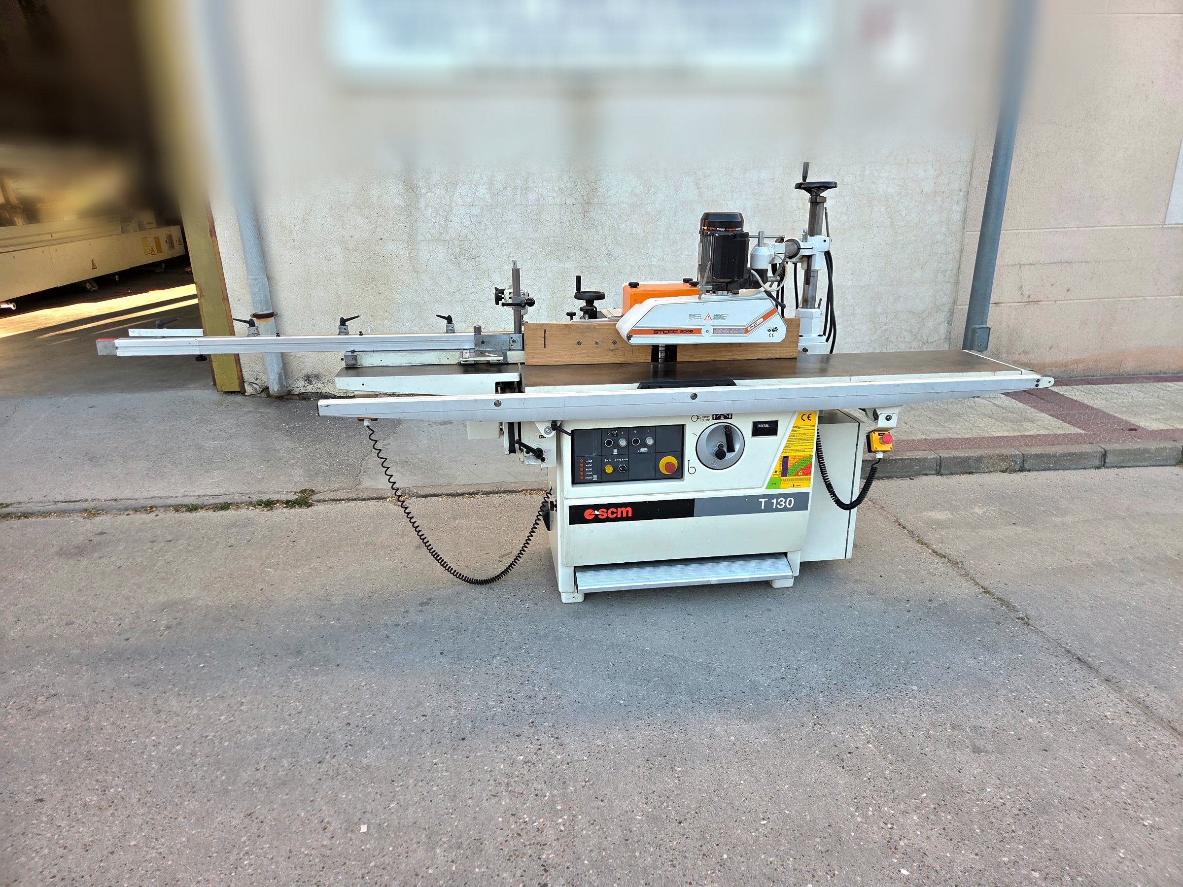 TUPI SCM T130 TL AVEC ALIMENTATEUR À 4 ROUES D'OCCASION