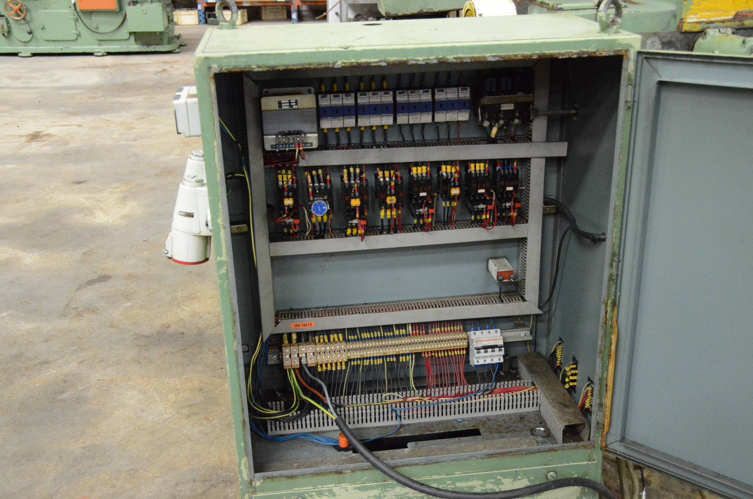 Photo 3