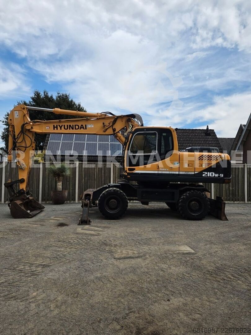 Mobile excavator VOLVO EW160 B