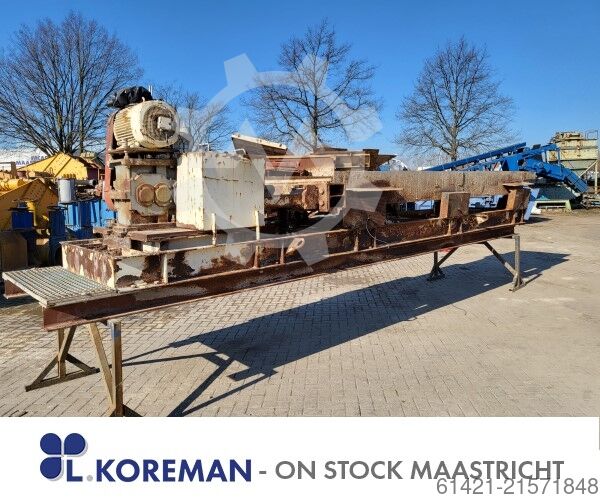 Feeding table Nordberg with Hopper Nordberg Feeding table with Hopper