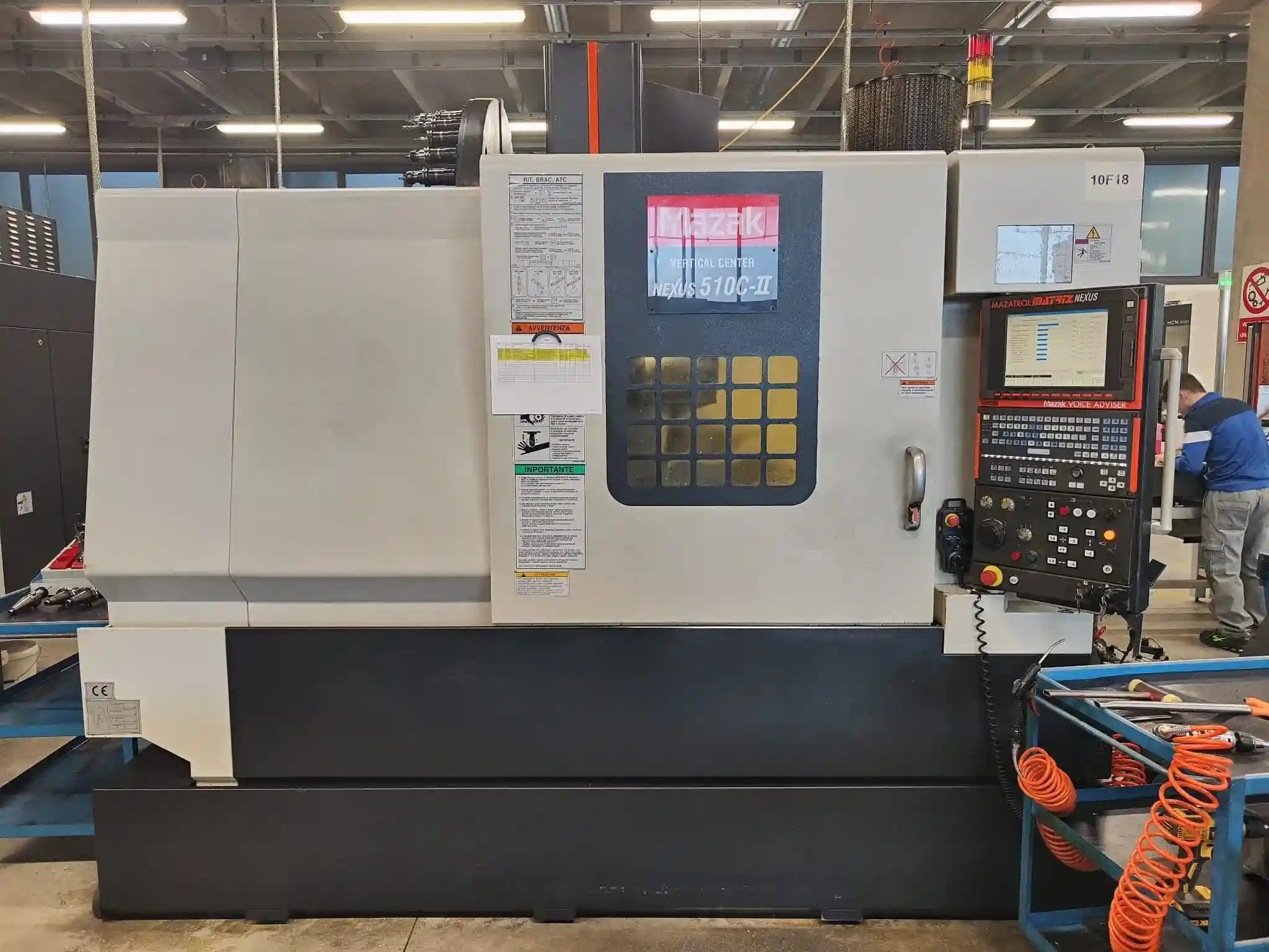 Centre d'usinage vertical Mazak VCN 510C II d'occasion