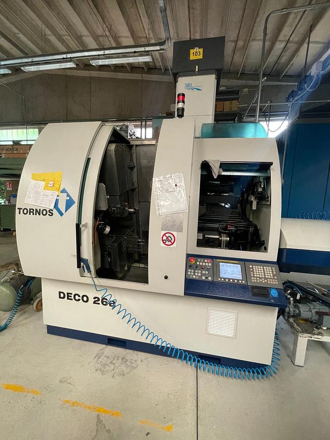 Tour cnc à poupée mobile Tornos Deco 26 d'occasion