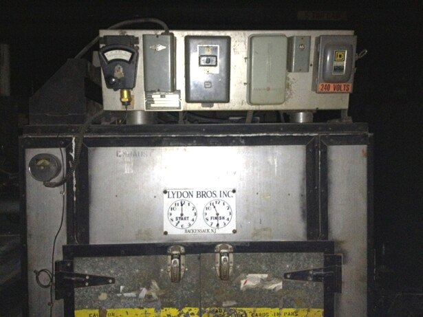 Machine de perçage et routage Lydon Bros 1330-2-T2