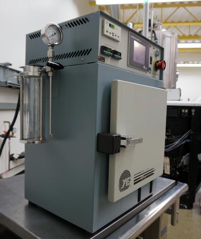 Four d'amorçage à vapeur HMDS Yield Engineering 3TA