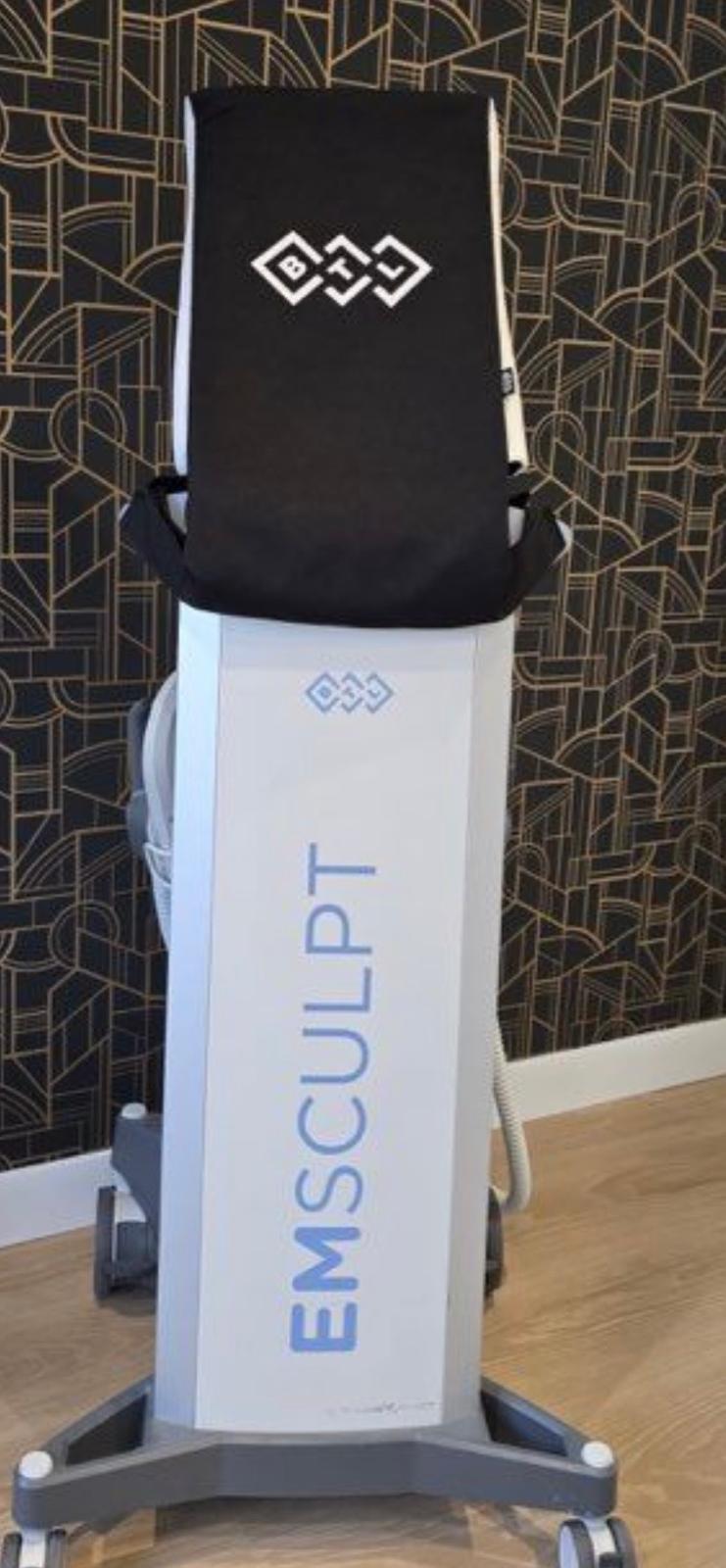 ORIGINAL BTL EMSCULPT® + BRAND-NEW APPLICATOR SET (€6,000 VALUE) – BTL SERVICED