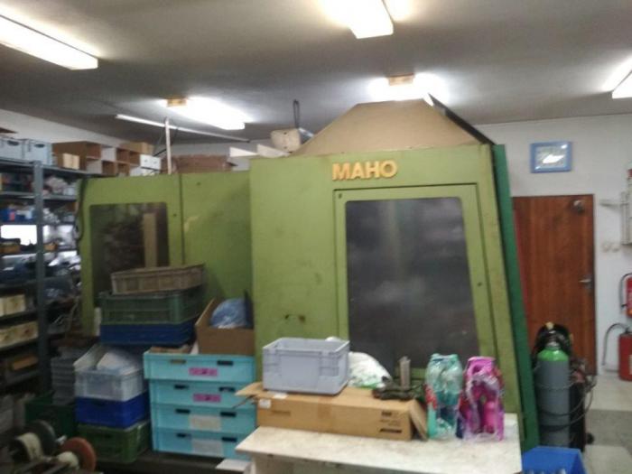 Centre d'usinage 5 axes MAHO MH 800 C