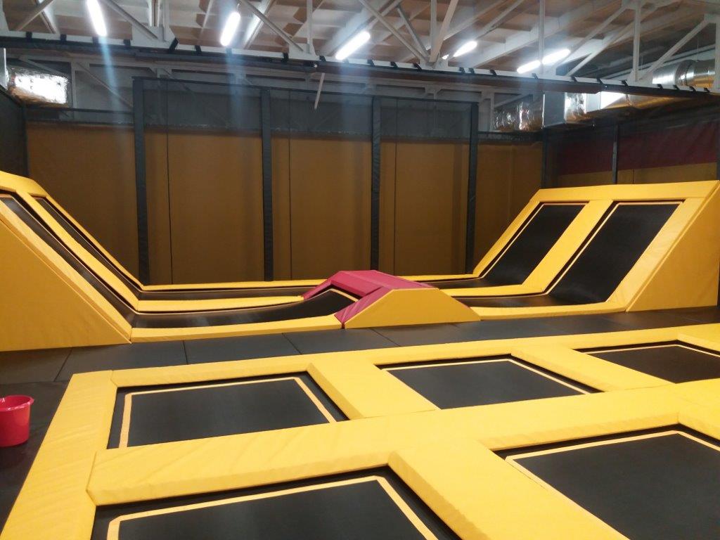 Cheer Amusement Europe Parc à Trampolines Intérieur & Terrain de Jeux Centre de Trampoline Complet et Terrain de Jeux pour Enfants (636 m²) – Livraison et Installation Incluses Hot deal