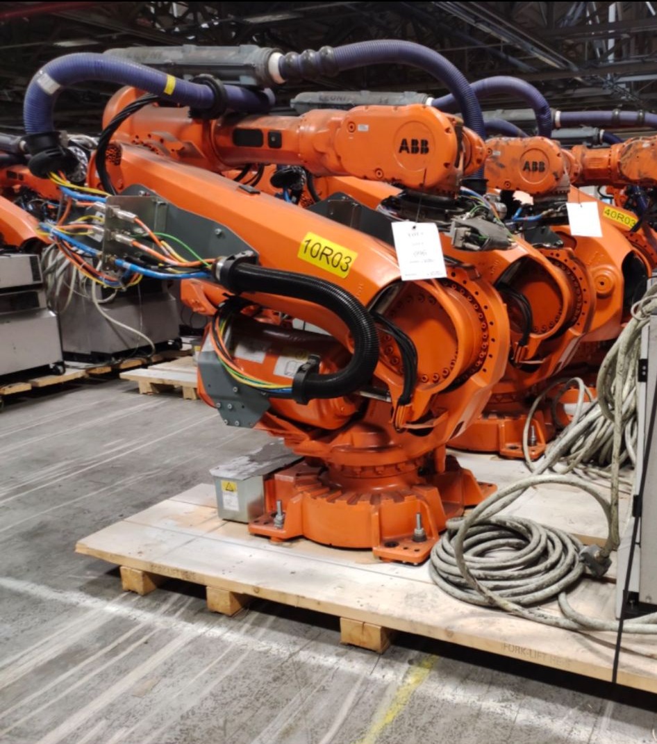Robot industriel ABB IRB 6400 IRC5 Controller