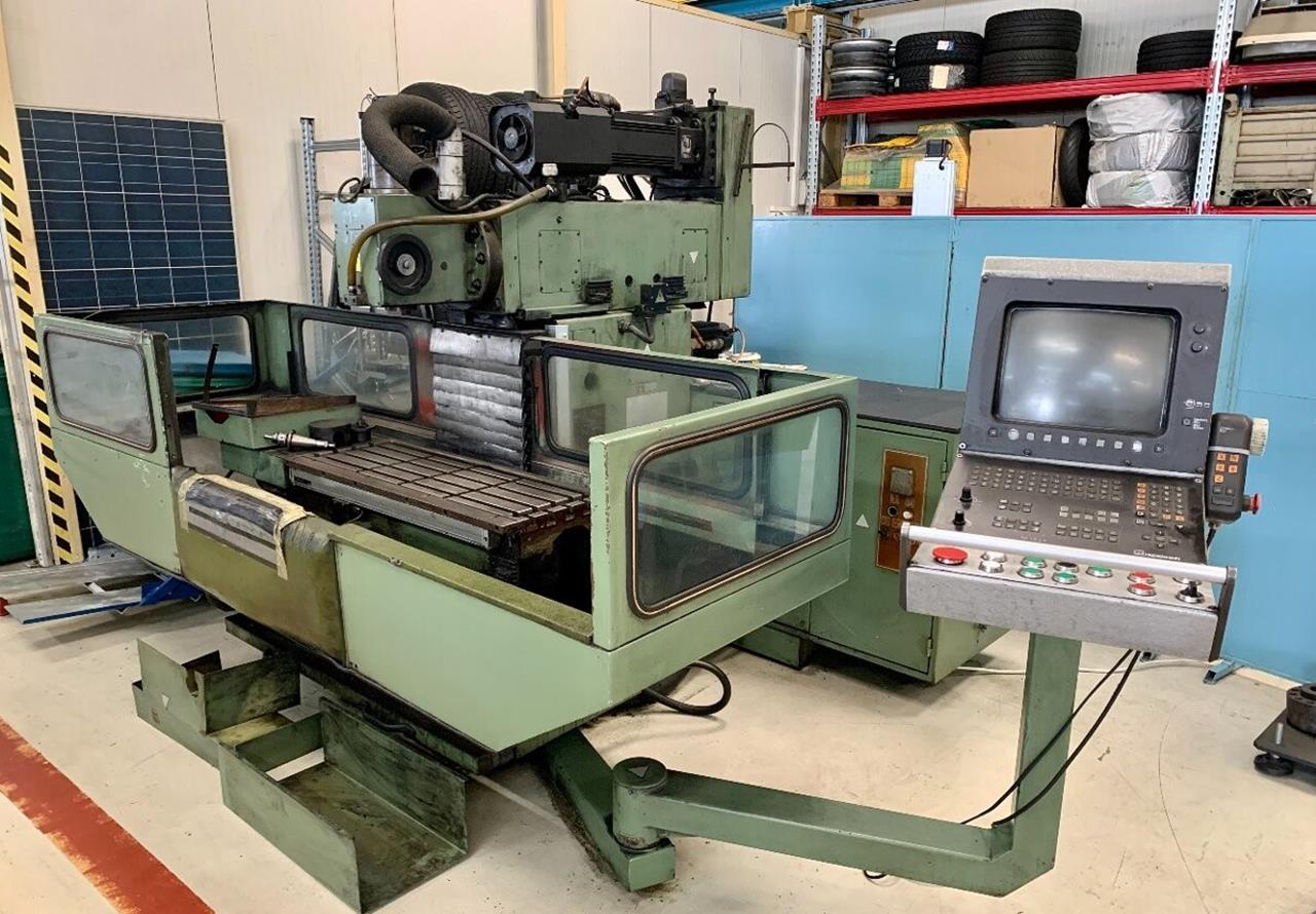 Fraiseuse universelle TOS FGSQ 32 CNC B