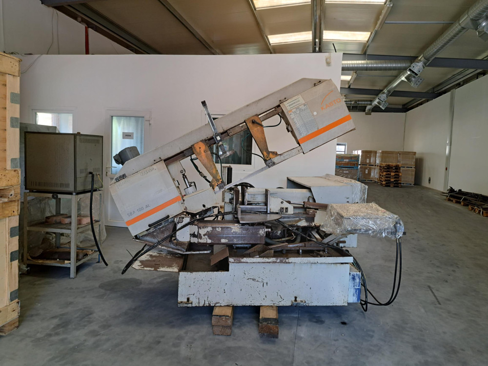 Scie à ruban pour métal KASTO SBA 400 AU-G