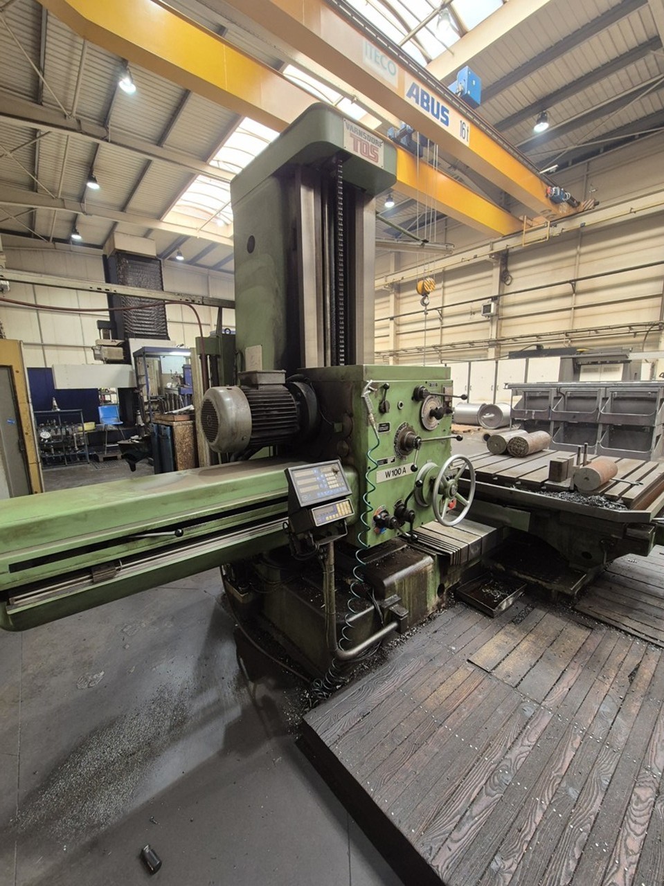Aléseuse à montant fixe TOS W 100 A
