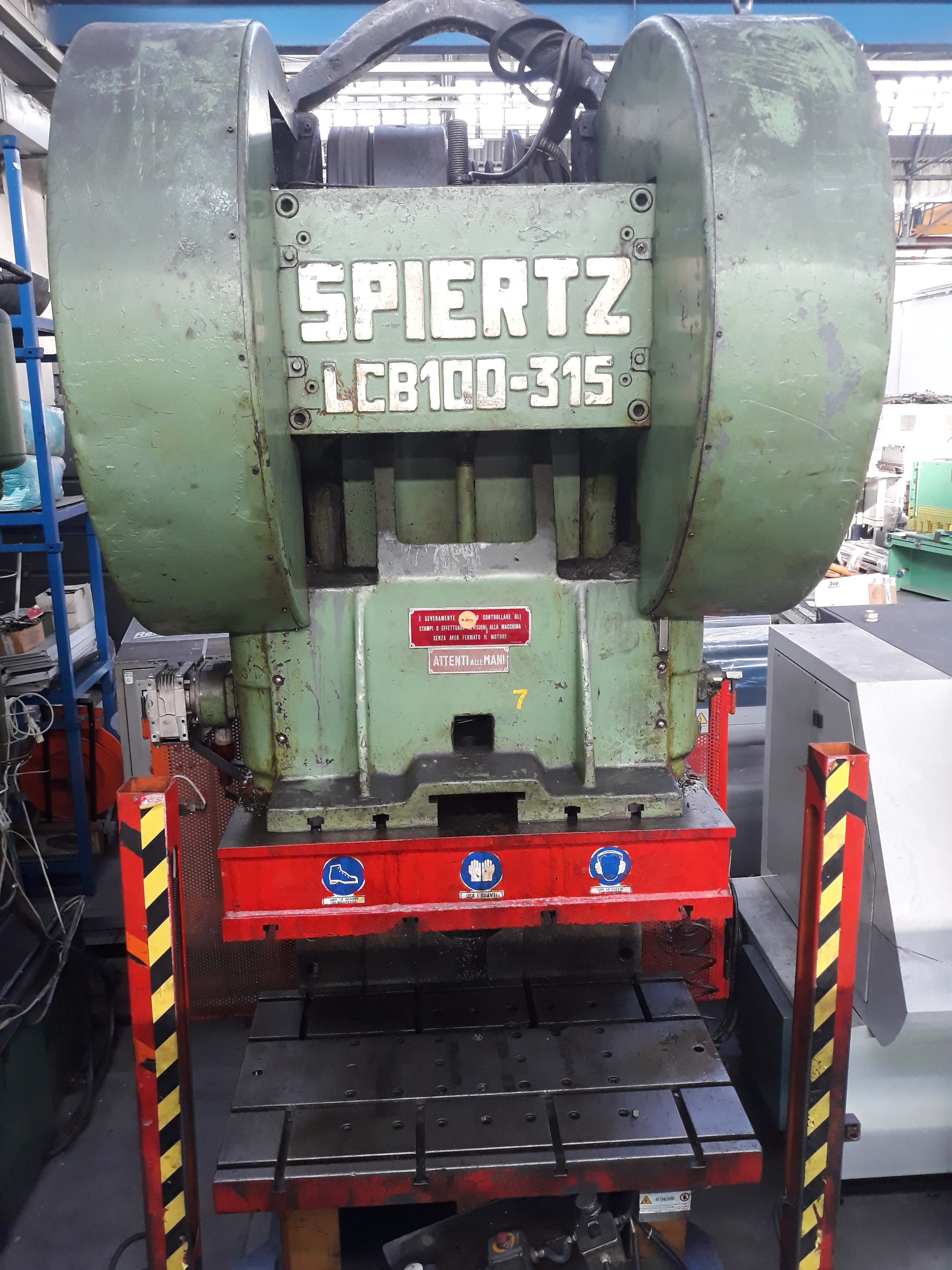 Presse excentrique -- PE 63A