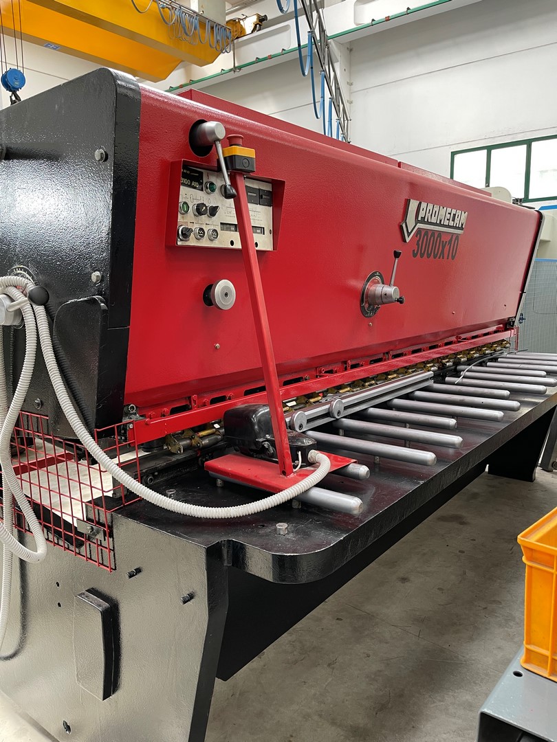 Cisaille guillotine hydraulique PROMECAM 3000X6