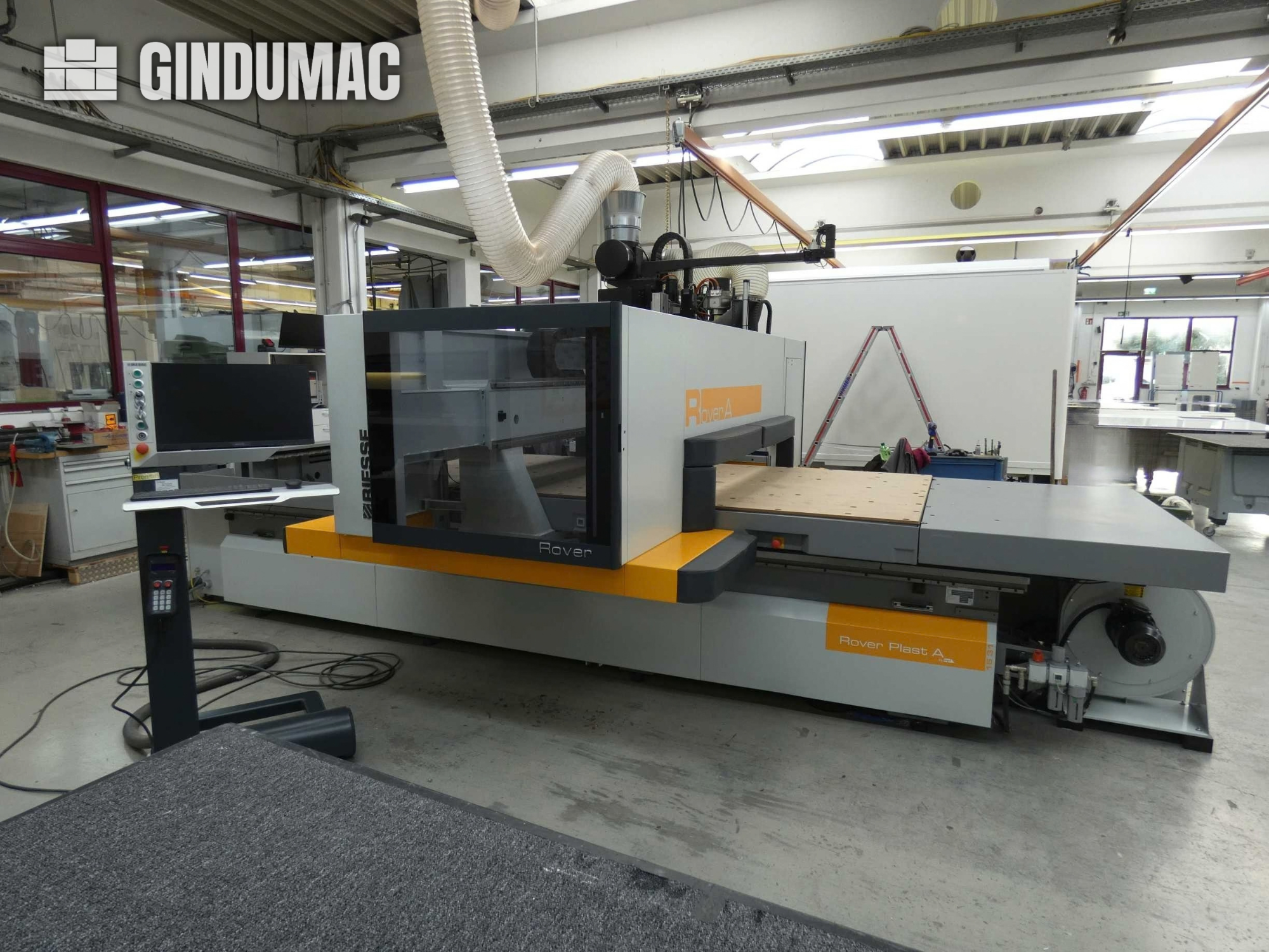 Centre d’usinage CNC 5 axes pour le bois BIESSE ROVER PLAST A FT 1224