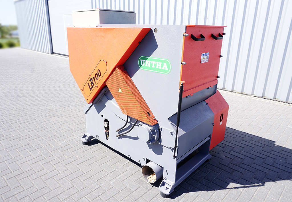 Broyeur à bois UNTHA LR700