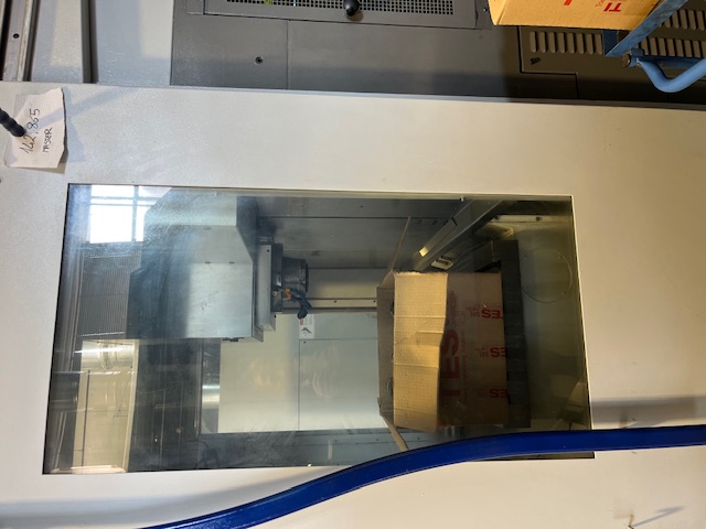 Centre d'usinage vertical Mikron VCP 600