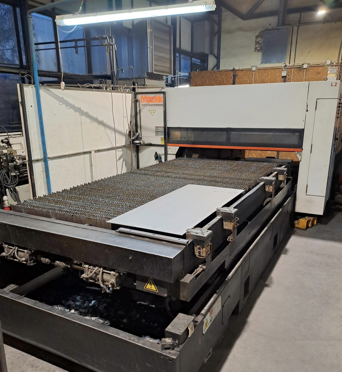 Machine de découpe laser MAZAK SUPER TURBO X510 MK III Bonne affaire