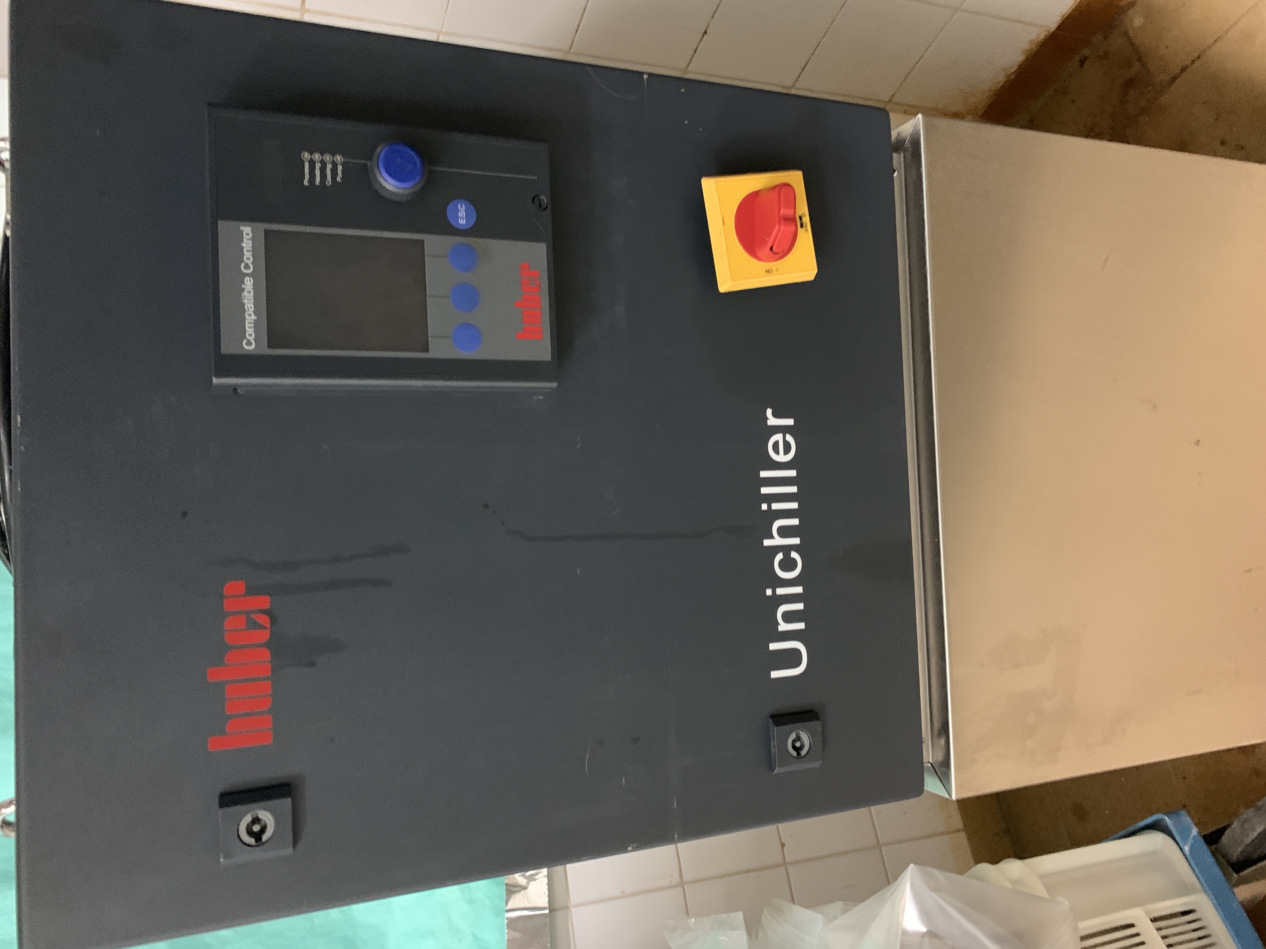 Machine pharmaceutique / chimique HUBER UC020T-H