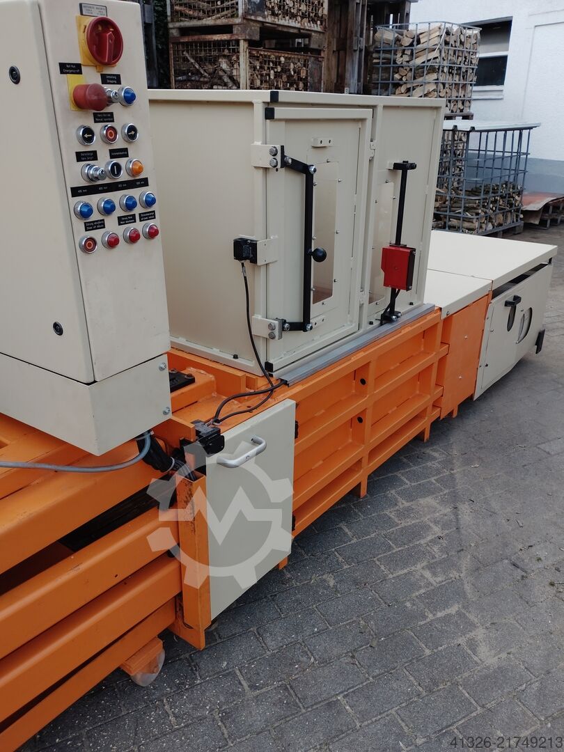 Bale press HSM AK 10 / 900
