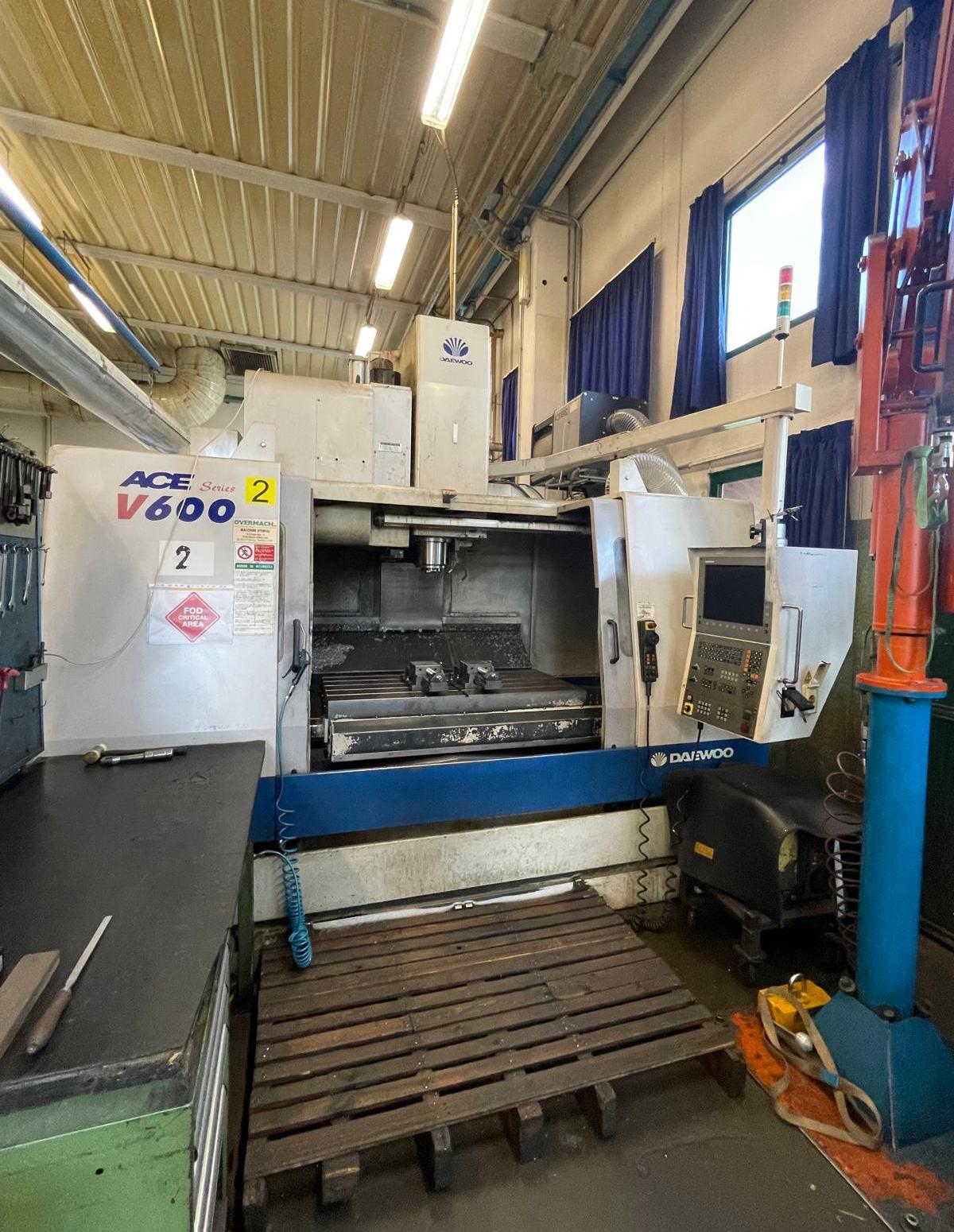 Centre d'usinage vertical DAEWOO ACE 600