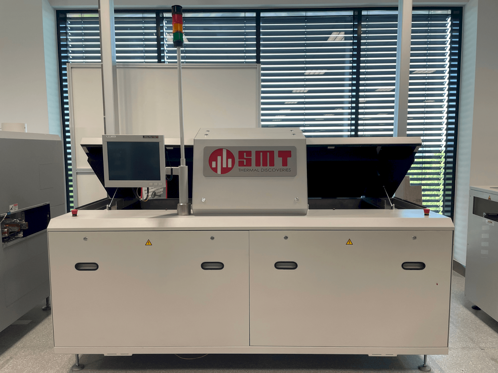 Machine de contrôle pour électronique SMT UV 3/-3