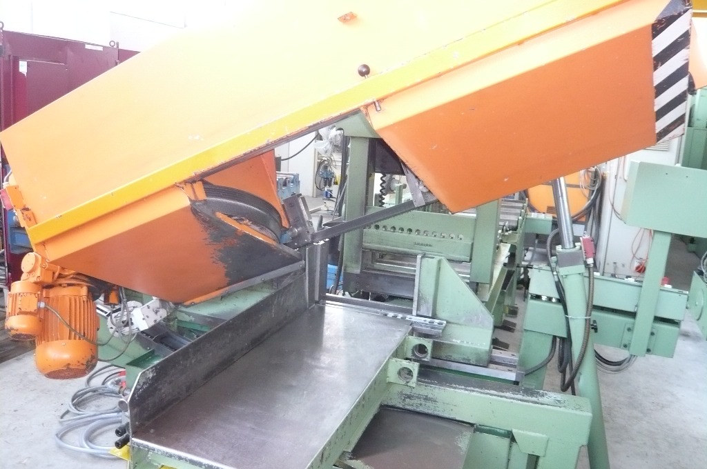 Scie à ruban pour métal KASTO PBA 320 / 460 AU