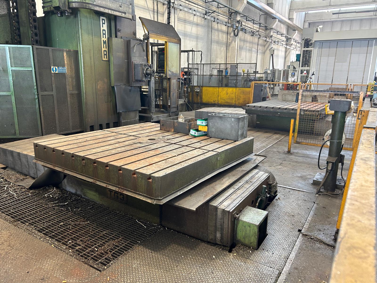 Machine-outil PAMA TG 3 CNC