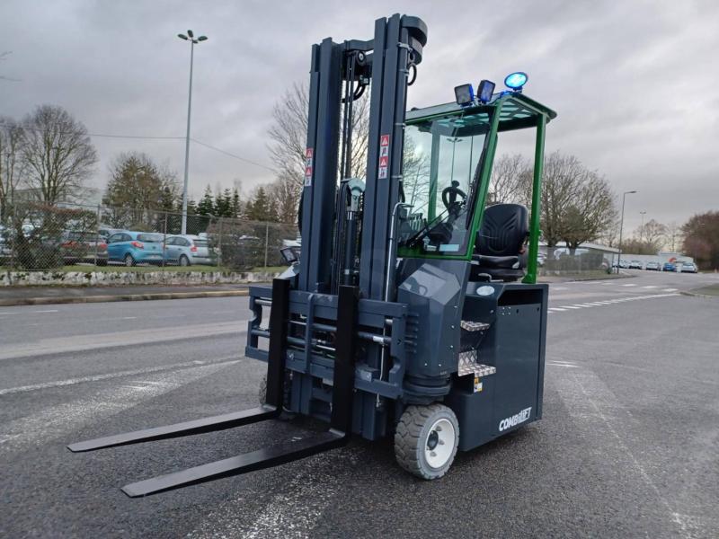 Chariot élévateur diesel Combilift CBE3000