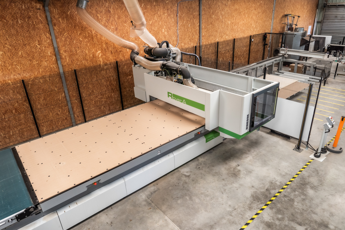 BIESSE ROVER A FT 2243 – 2023 – Centre d’usinage CNC Nesting 5 axes – Chargement/déchargement automatique