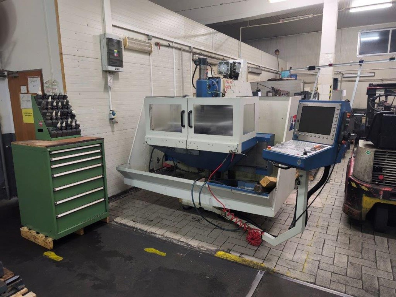 Fraiseuse CNC à banc fixe TOS FNG 40 CNC A