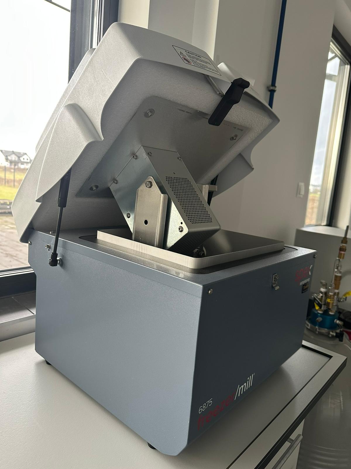 Système complet de laboratoire et médical SPEX 6875