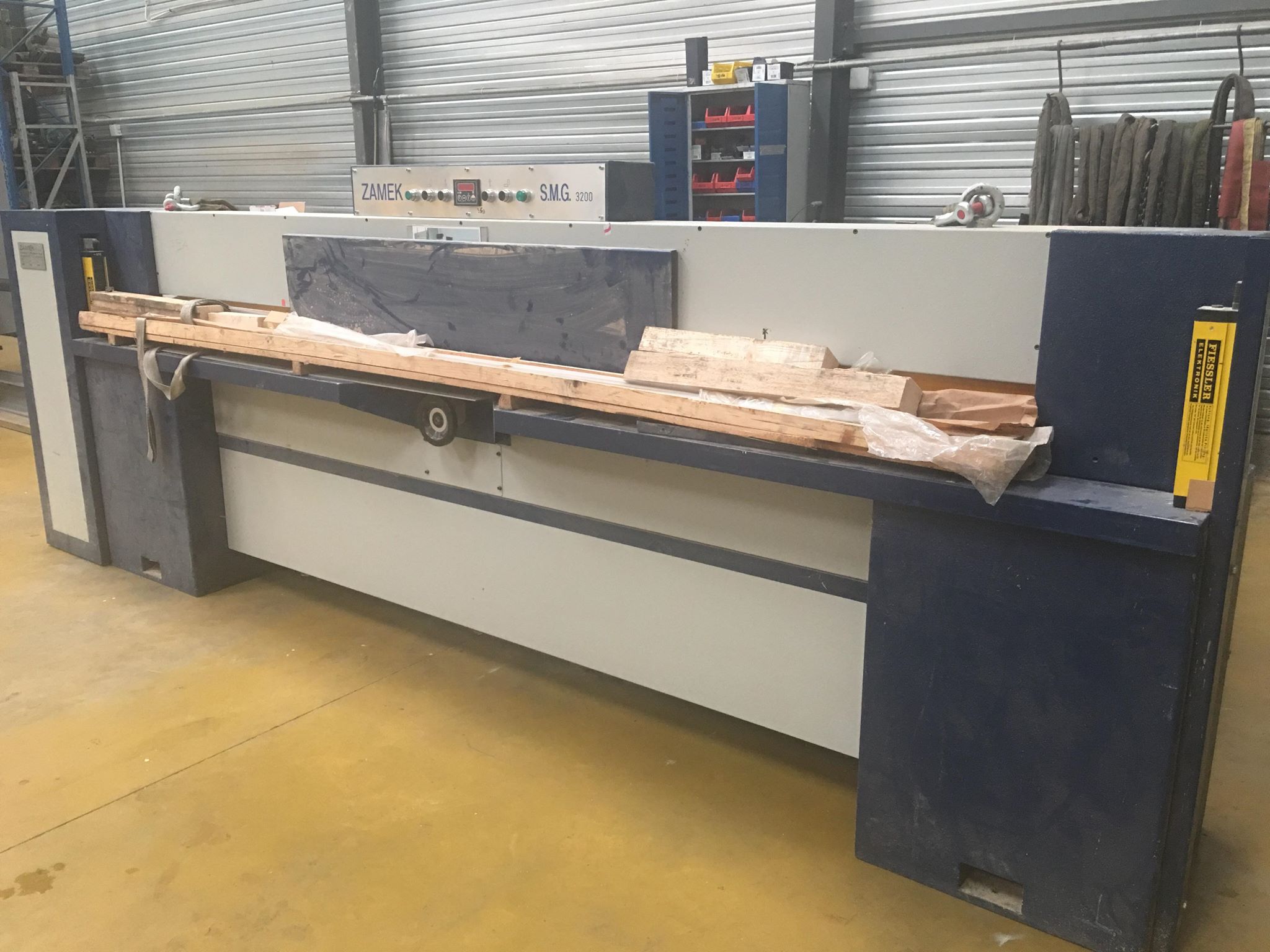 Cisaille guillotine mécanique Zamek SMG 3200