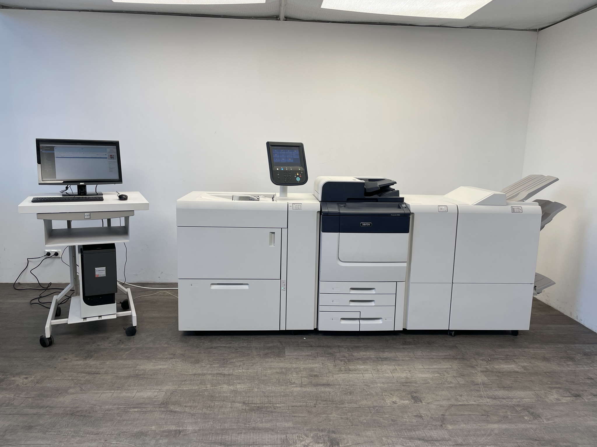 Xerox PrimeLink C9065 incl. Fiery, finition de brochure seulement 821 000 clics