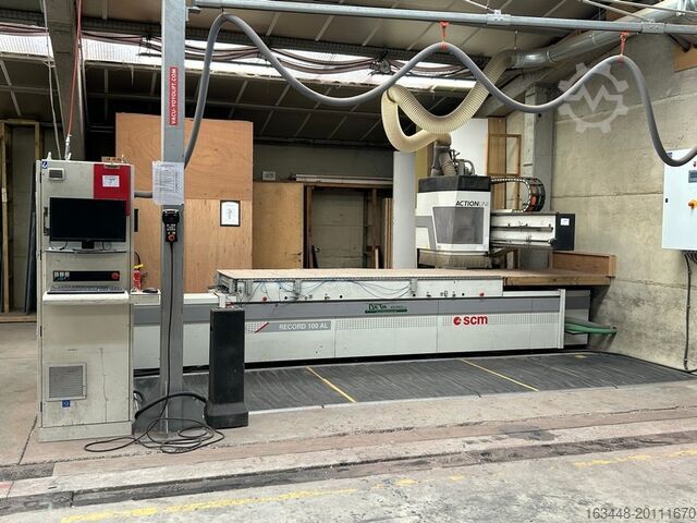 Machining center SCM CNC