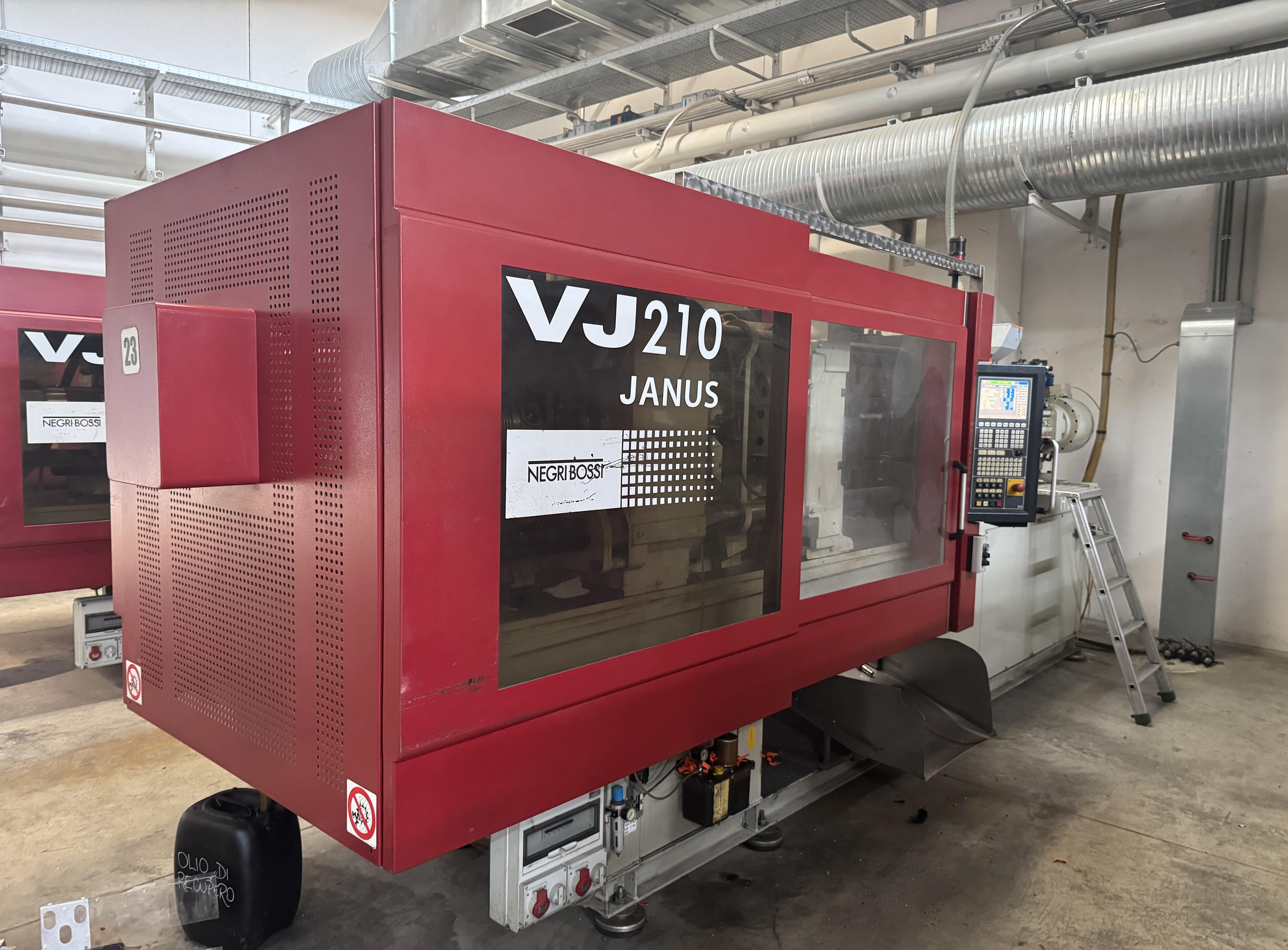 Presse à injecter NEGRI BOSSI VJ210