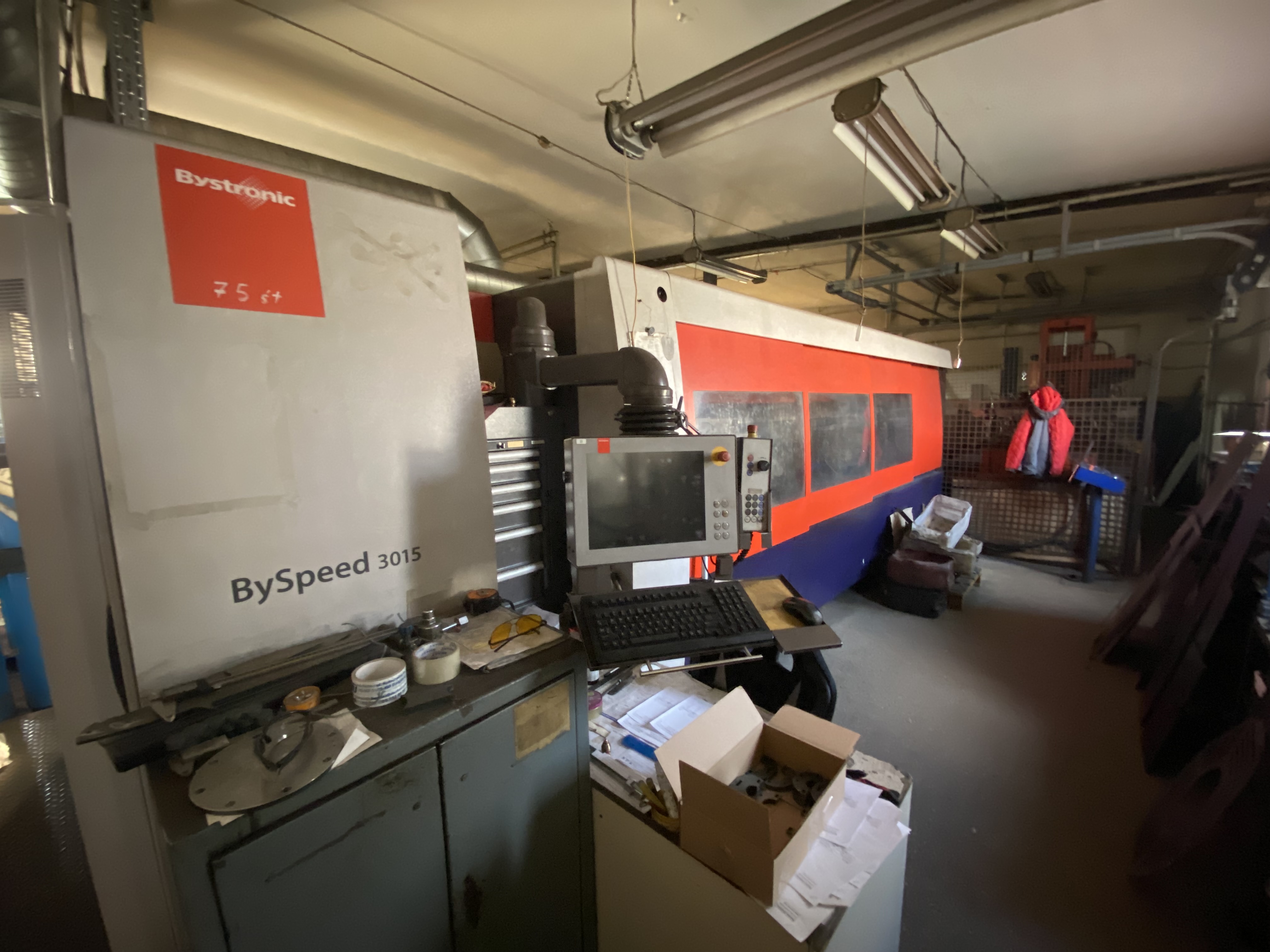 BYSTRONIC BYSPEED 3015 6kW Découpeuse laser BYSPEED 3015 6000W SN952 A.N. 2010 Hot deal