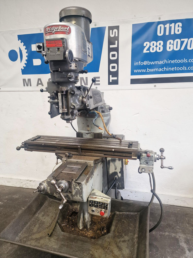 BRIDGEPORT SÉRIE 1 BR2J2 FRAISEUSE À TOURRET
