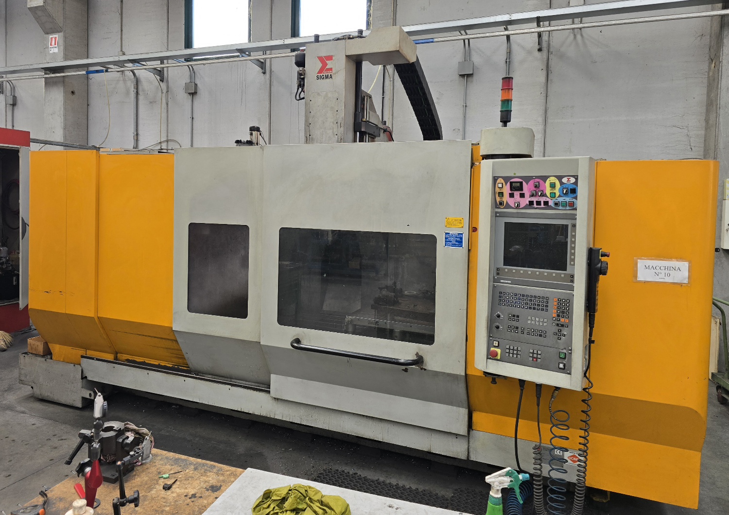 Centre d'usinage vertical Sigma Leader 7 d'occasion